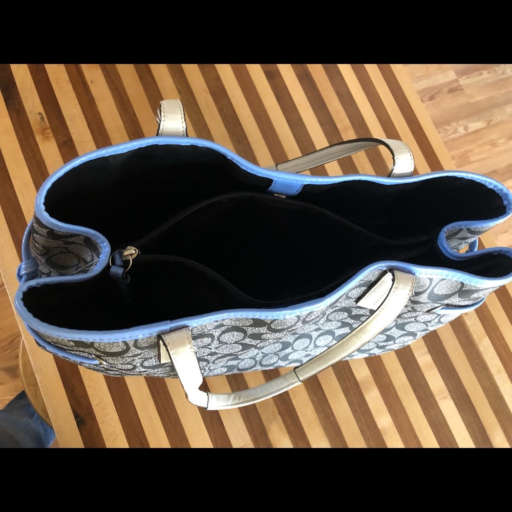 Large purse/tote coach - Picture 5 of 8